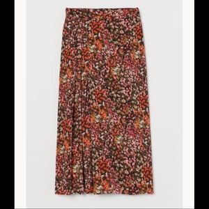 H&M floral skirt